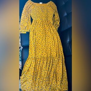 Beautiful mustard colored dress with flower print!